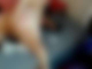 Show de cam en vivo con MerilandHH - Petite en Camsoda