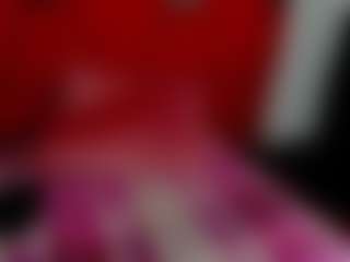Live cam show with MerilandHH - Shaved Pussy Mature on Camsoda