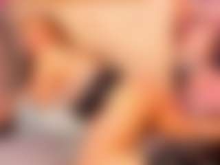 Live cam show with MerilandHH - Tattoos Mature on AdultVida.com