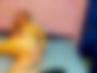 Live cam show with MerilandHH - Granny Big Tits on nudelive.tv