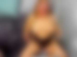 Live cam show with MerilandHH - Tattoos on CamSextacy