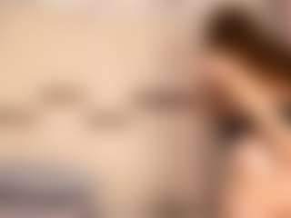 Live cam show with MerilandHH - Lush MILF on Camiplay Live