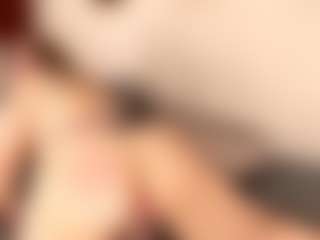 Live cam show with MerilandHH - Lush Brown Hair on Camsoda