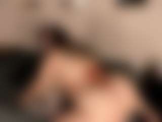 Live cam show with MerilandHH - Gamer Mature on sexytreat.net