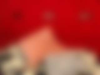 Live cam show with MerilandHH - Erotic Dance on Camsoda