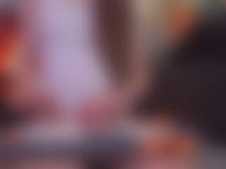 Live cam show with Alice Lidell - Striptease on livesuperchat.net