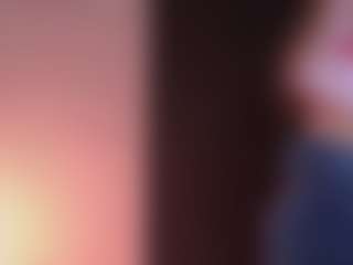 Live cam show with Alice Lidell - Spank Lovense on Camsoda