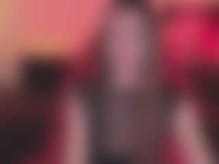 Live cam show with Alice Lidell - Shaved Pussy on live18s.com