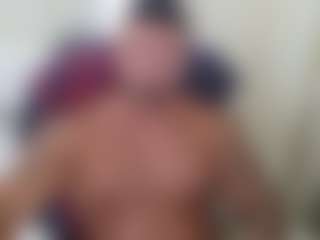 Live cam show with Travissholden - Canadian on CamClone | united states