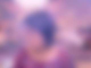 Chazzy MILF webcam performer live streaming