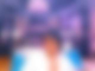 Chazzy MILF webcam performer live streaming