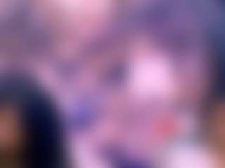 Live cam show with Chazzy - MILF Teen (18+) on CamwithHer