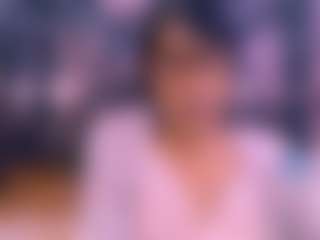 Chazzy MILF webcam performer live streaming