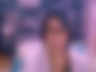Chazzy MILF webcam performer live streaming