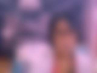 Chazzy MILF webcam performer live streaming