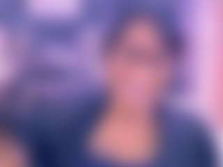 Chazzy MILF webcam performer live streaming