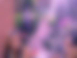 Chazzy MILF webcam performer live streaming
