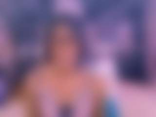 Chazzy MILF webcam performer live streaming