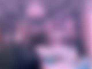 Chazzy MILF webcam performer live streaming