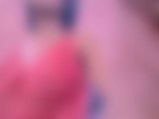 Chanel MILF webcam performer live streaming