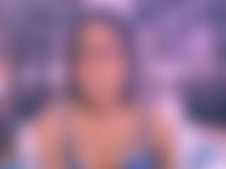Chanel MILF webcam performer live streaming