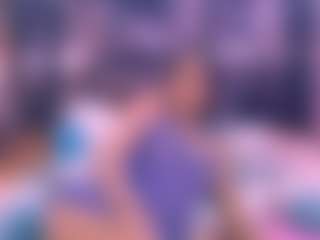 Live cam show with Chanel - Normal on livesuperchat.net