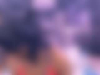 Live cam show with Chanel - Petite MILF on AdultVida.com