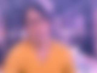 Chanel MILF webcam performer live streaming