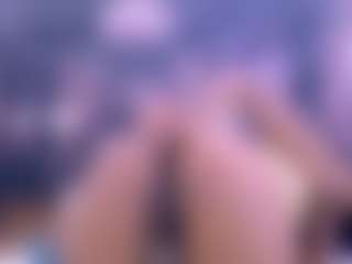 Chanel MILF webcam performer live streaming