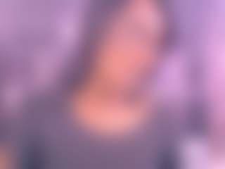 Chanel MILF webcam performer live streaming