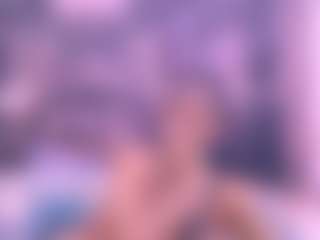 Live cam show with Chanel - Brown Hair MILF on MyBangCams