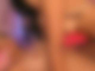 Live cam show with Sweett-Temptation - Lovense on Latina Girls