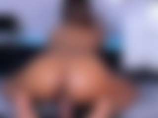 Live cam show with natyxo - Black Petite on Instabang