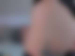 Live cam show with Vittoria-rossi - Muscle on TeamSkeetLive