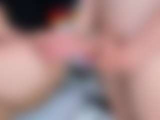bigdicktop22's Live Sex Cam Show