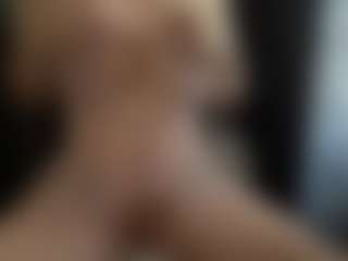 Candii Love Bae's Live Sex Cam Show