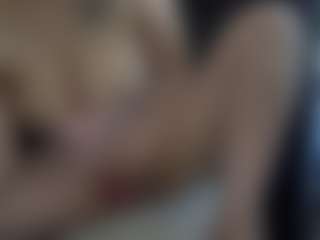 Candii Love Bae's Live Sex Cam Show