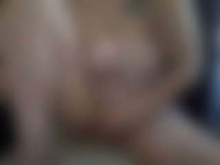 Candii Love Bae's Live Sex Cam Show