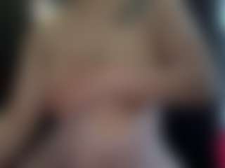 Candii Love Bae's Live Sex Cam Show