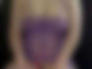 Candii Love Bae's Live Sex Cam Show