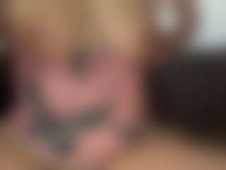 Candii Love Bae's Live Sex Cam Show