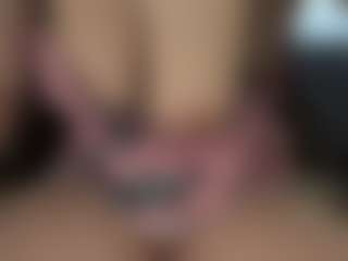 Candii Love Bae's Live Sex Cam Show