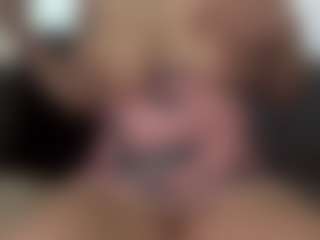 Candii Love Bae's Live Sex Cam Show