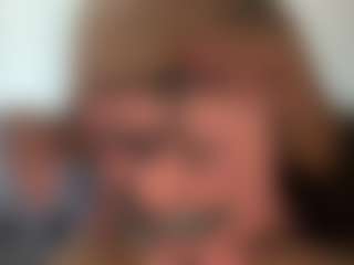 Candii Love Bae's Live Sex Cam Show
