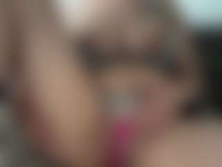 Candii Love Bae's Live Sex Cam Show