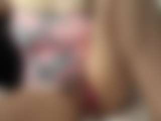 Candii Love Bae's Live Sex Cam Show