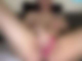 Candii Love Bae's Live Sex Cam Show