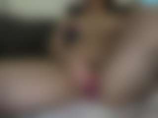 Candii Love Bae's Live Sex Cam Show
