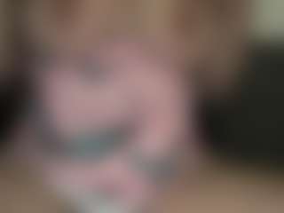 Candii Love Bae's Live Sex Cam Show