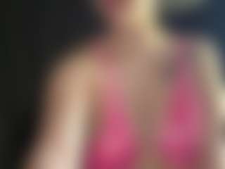 Live cam show with Candii Love Bae - Strip Brown Hair on Camsoda